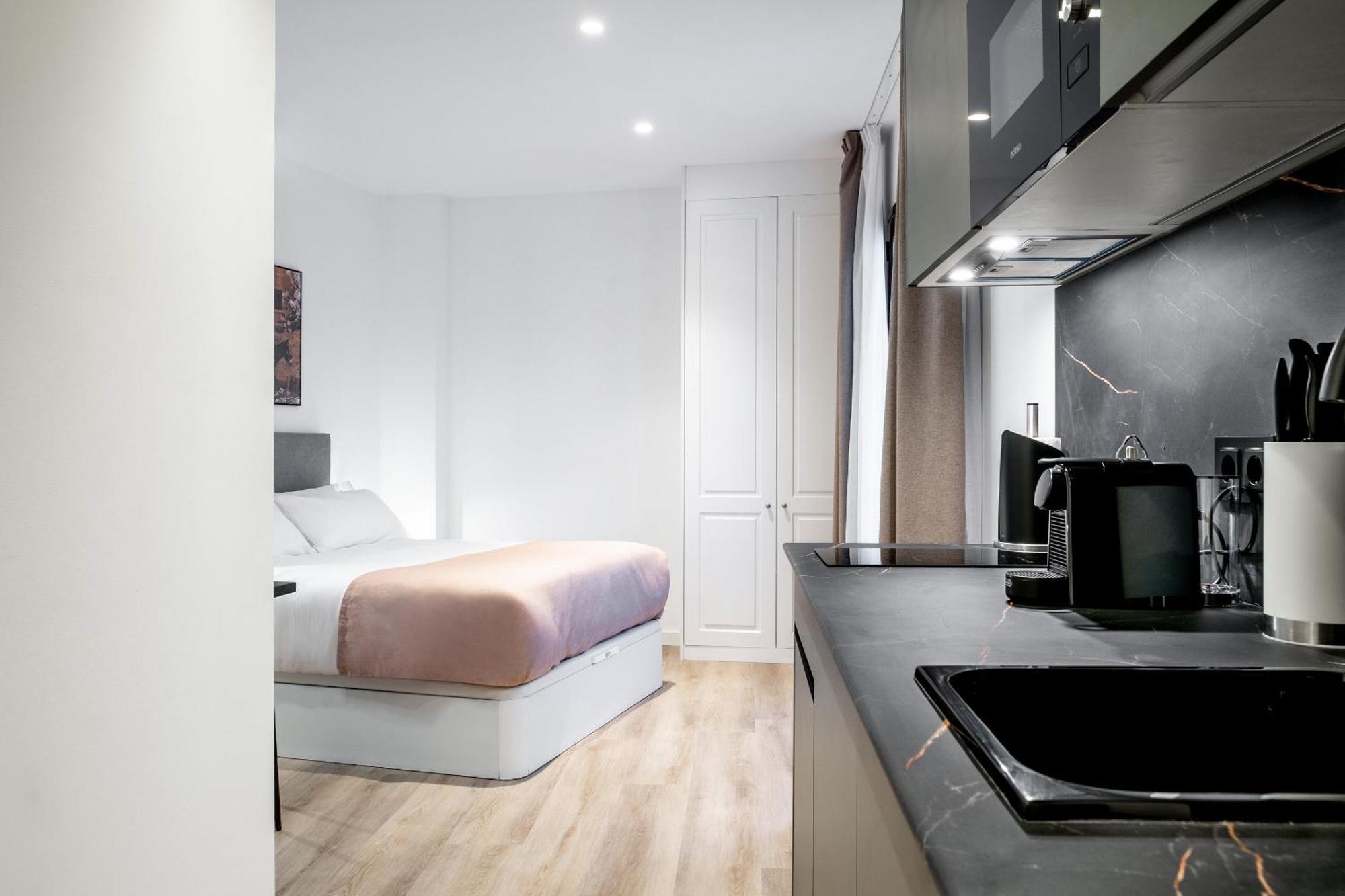 Limehome Malaga Calle Victoria Cameră foto
