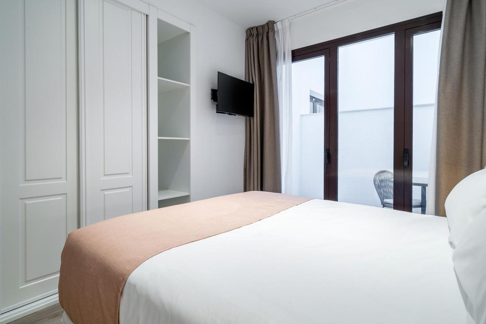 Limehome Malaga Calle Victoria Cameră foto
