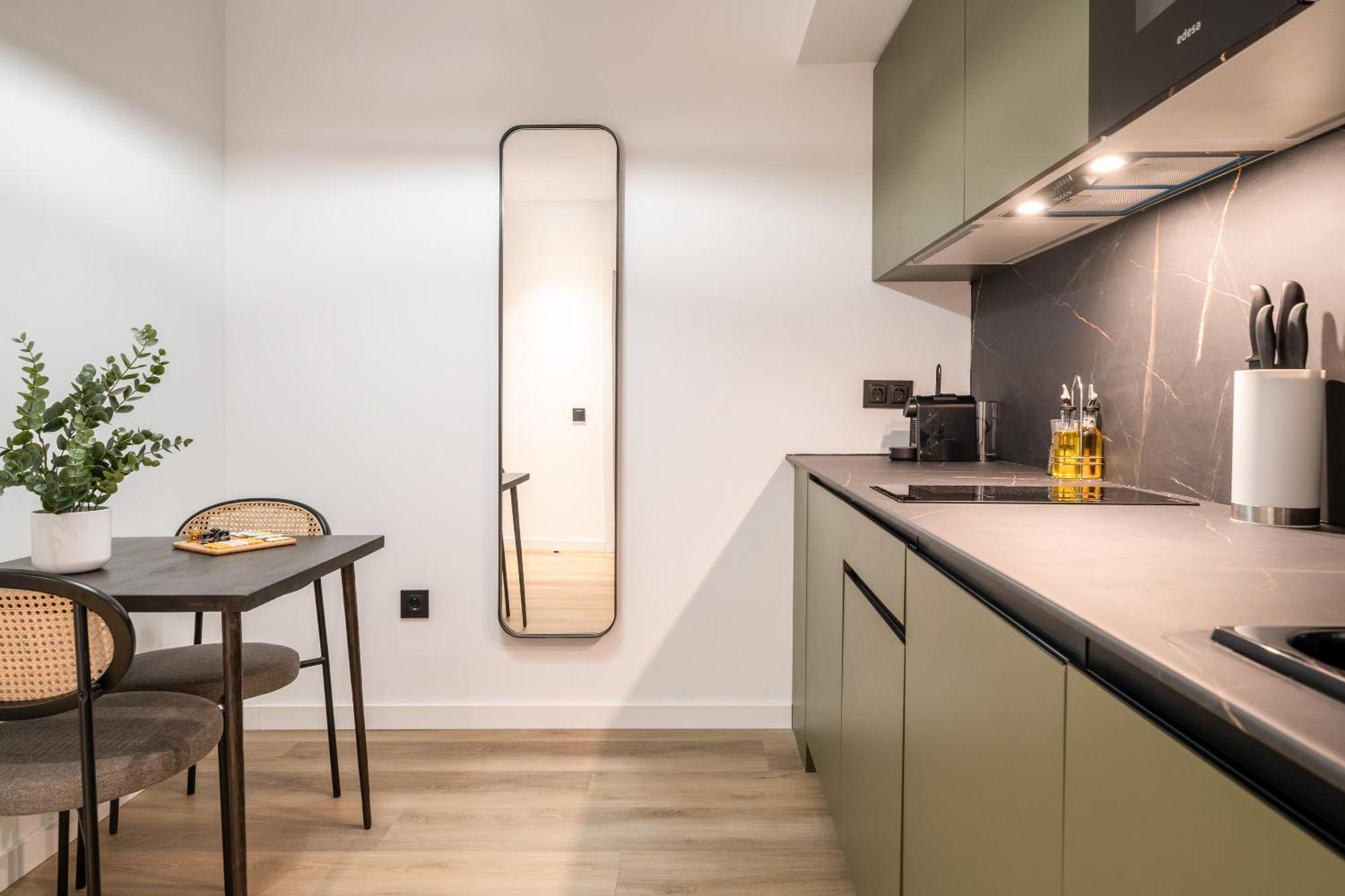 Limehome Malaga Calle Victoria Cameră foto